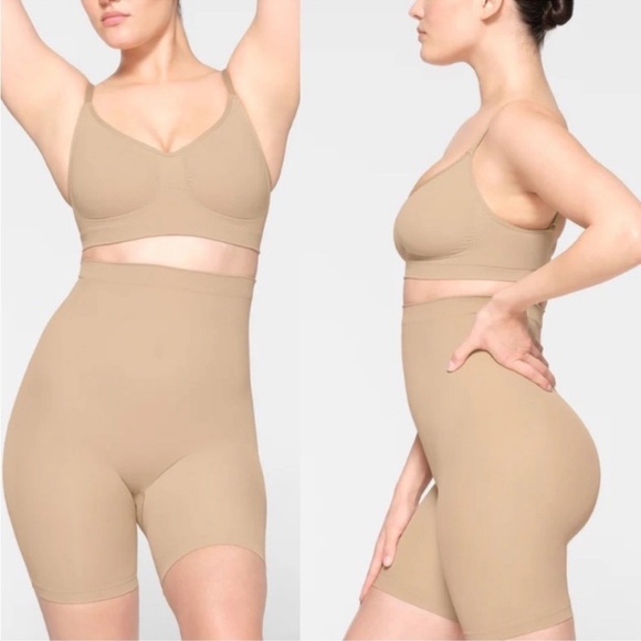 SKIMS Seamless Sculpt Mid Thigh Short compression nude sand shape wear NWOT Sz S - Picture 1 of 6